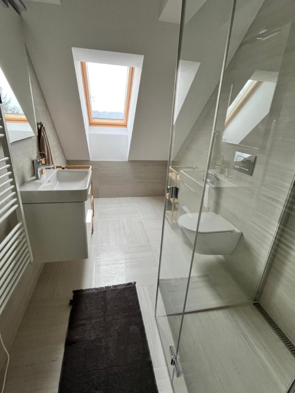 Sanky Apartmany Liberec Buitenkant foto