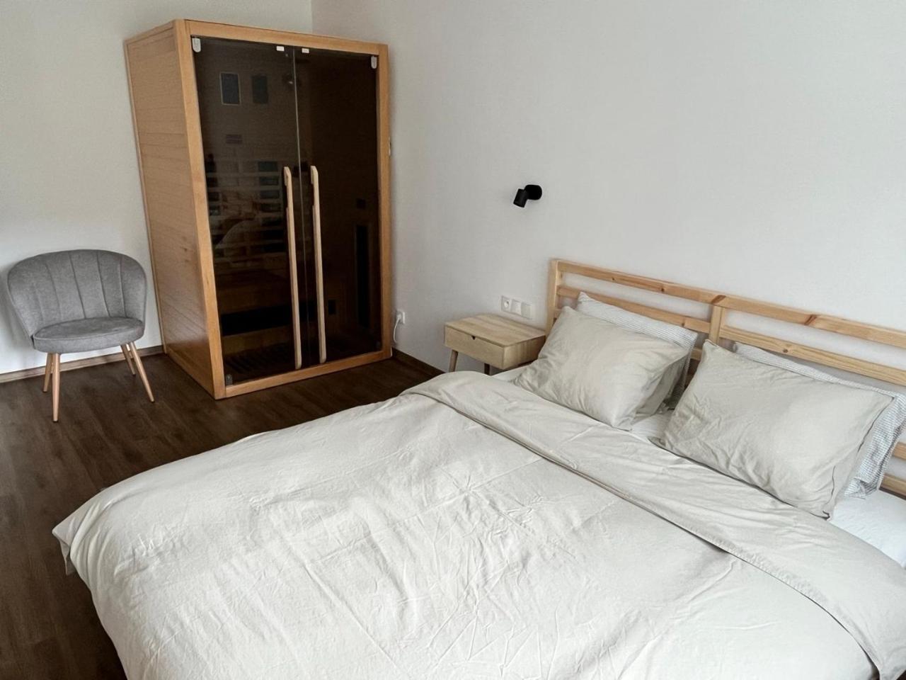 Sanky Apartmany Liberec Buitenkant foto