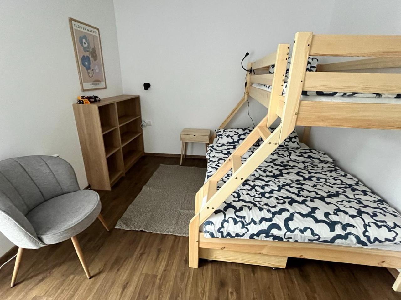 Sanky Apartmany Liberec Buitenkant foto