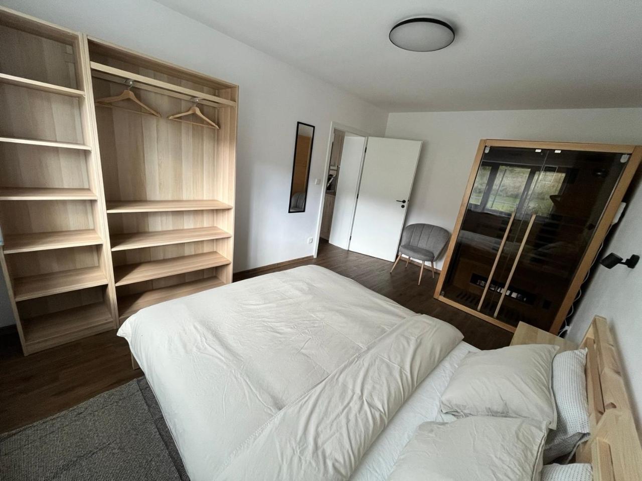 Sanky Apartmany Liberec Buitenkant foto