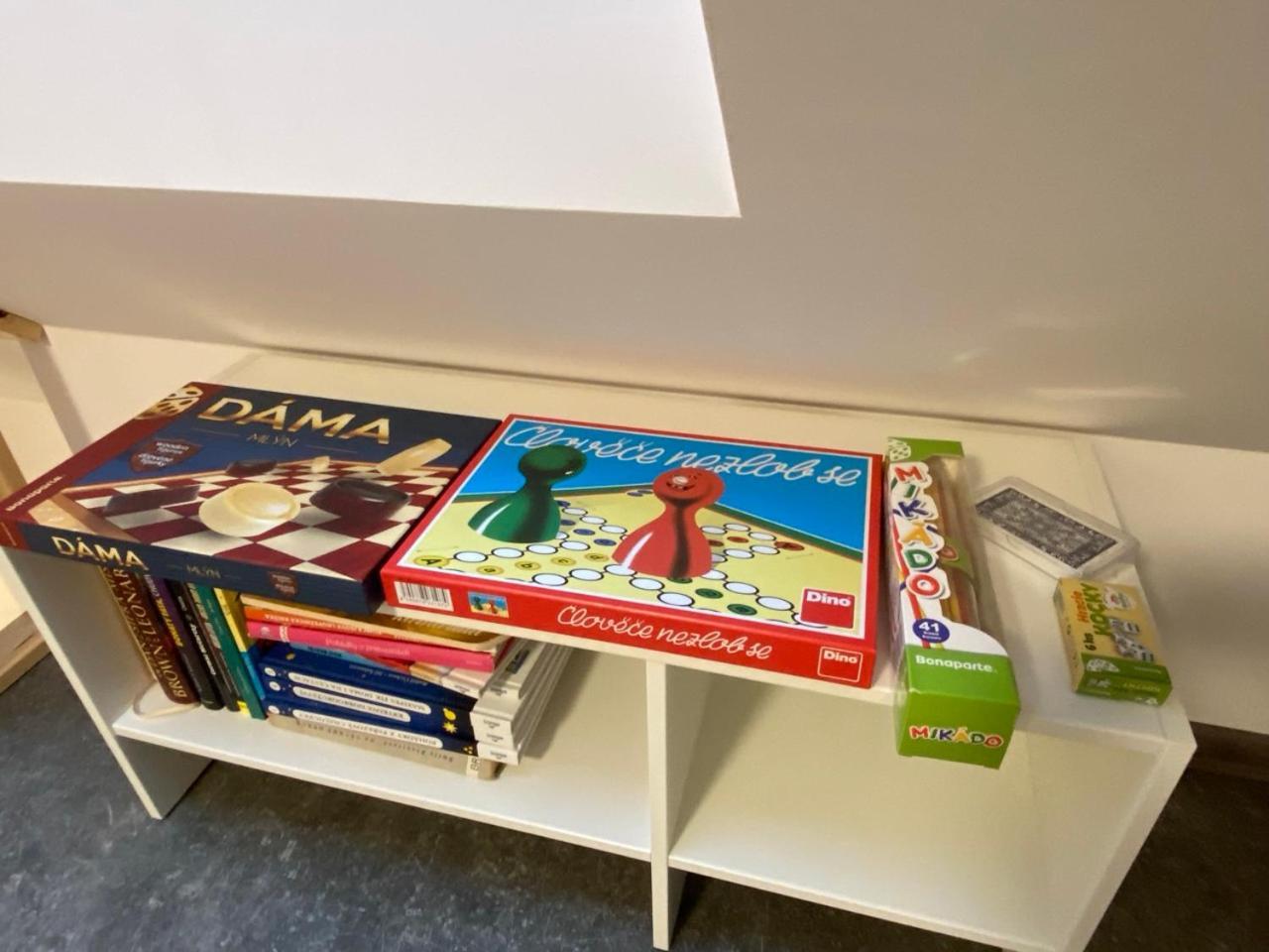 Sanky Apartmany Liberec Buitenkant foto