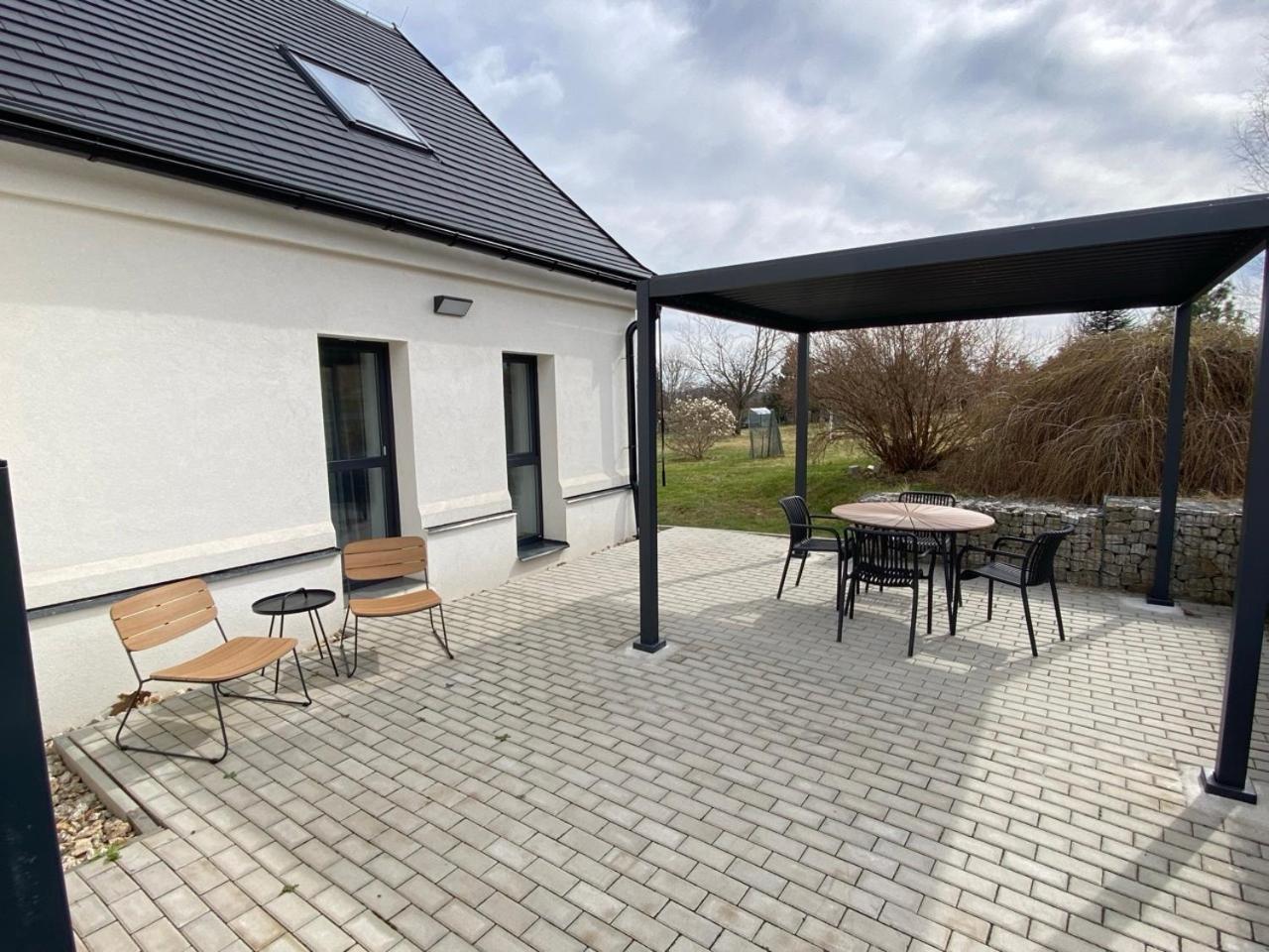 Sanky Apartmany Liberec Buitenkant foto
