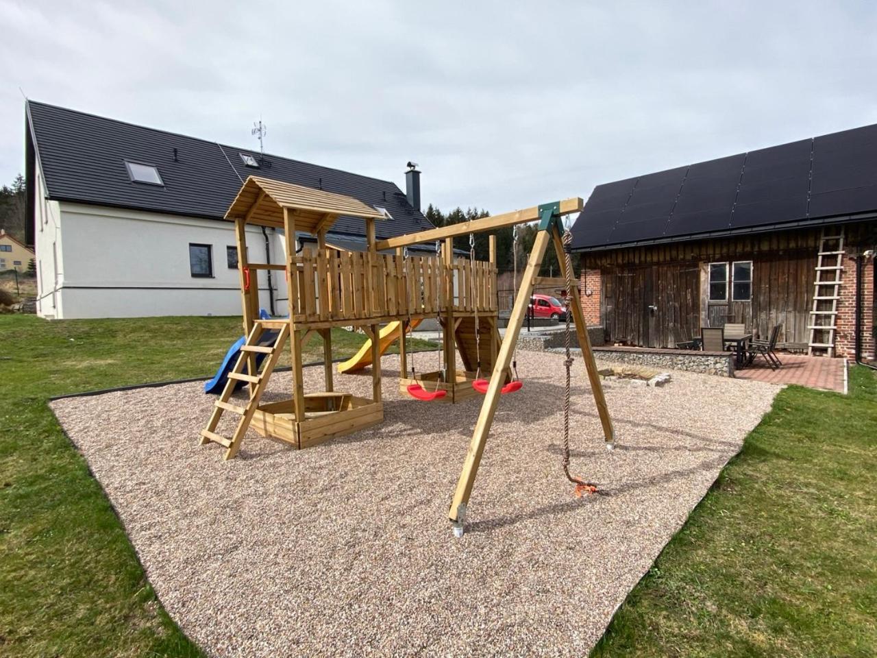 Sanky Apartmany Liberec Buitenkant foto
